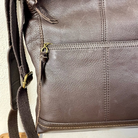 The Sak Brown Pebbled Leather Crossbody Bag Zip Top Adjustable Strap Minimalist - Picture 2 of 15